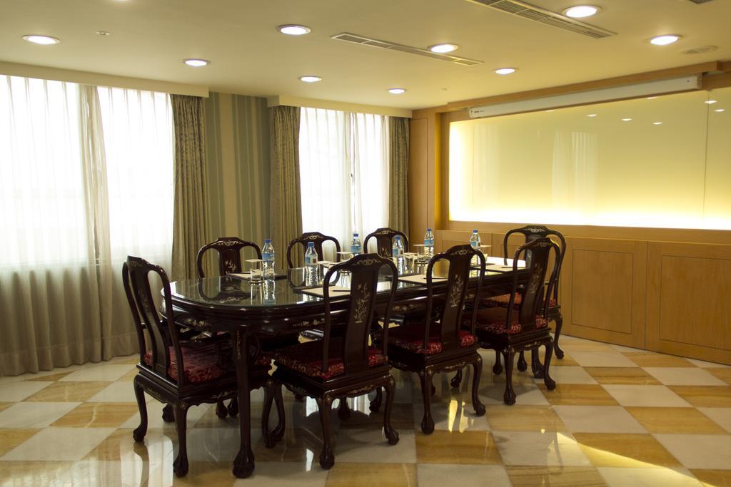 Royal Seasons Hotel Taipei ‧ Nanjing W. Luaran gambar